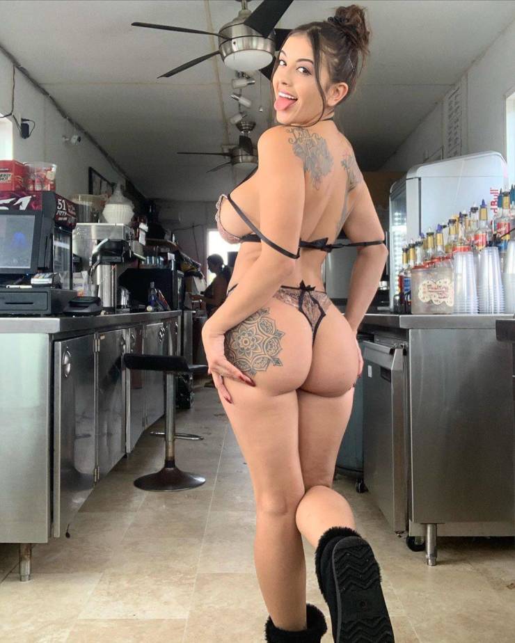 Hot And Hardcore Tattooed Girls