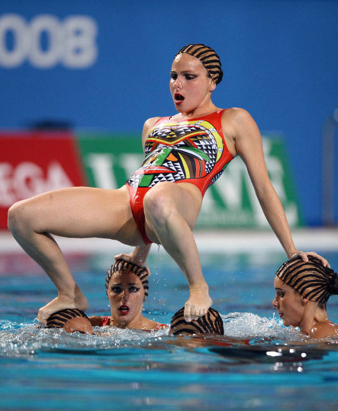 Never Take Photos Of Synchronized Swimming…