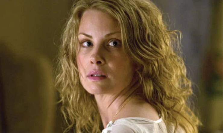 Do You Still Remember These Hot Celebs?