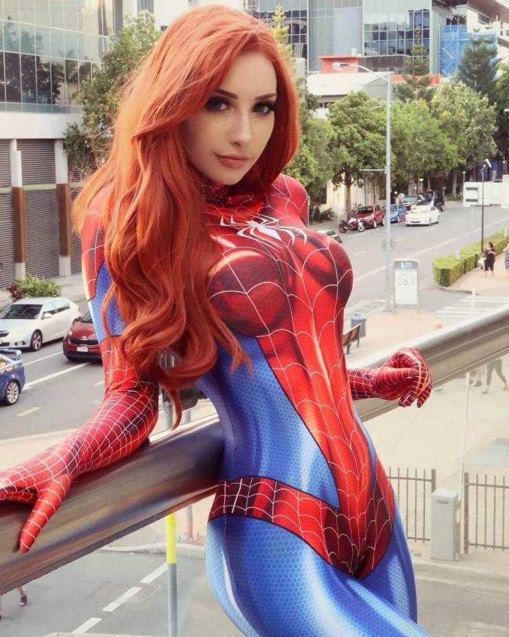 The Sexy Cosplay Girls of Every Nerd’s Fantasy