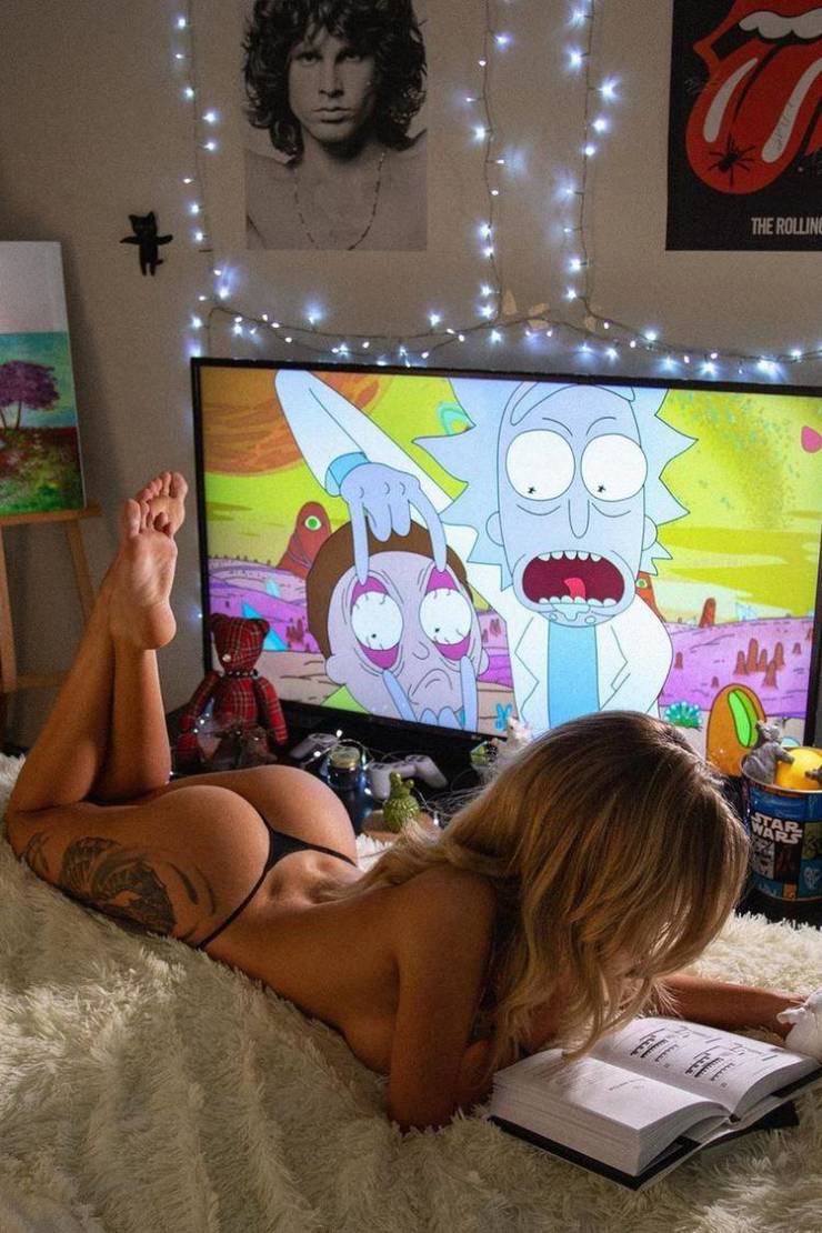 Perfect Butts Over Perfect Backs