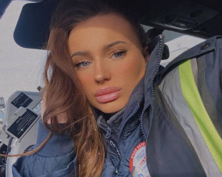 “Too Pretty For This Job”