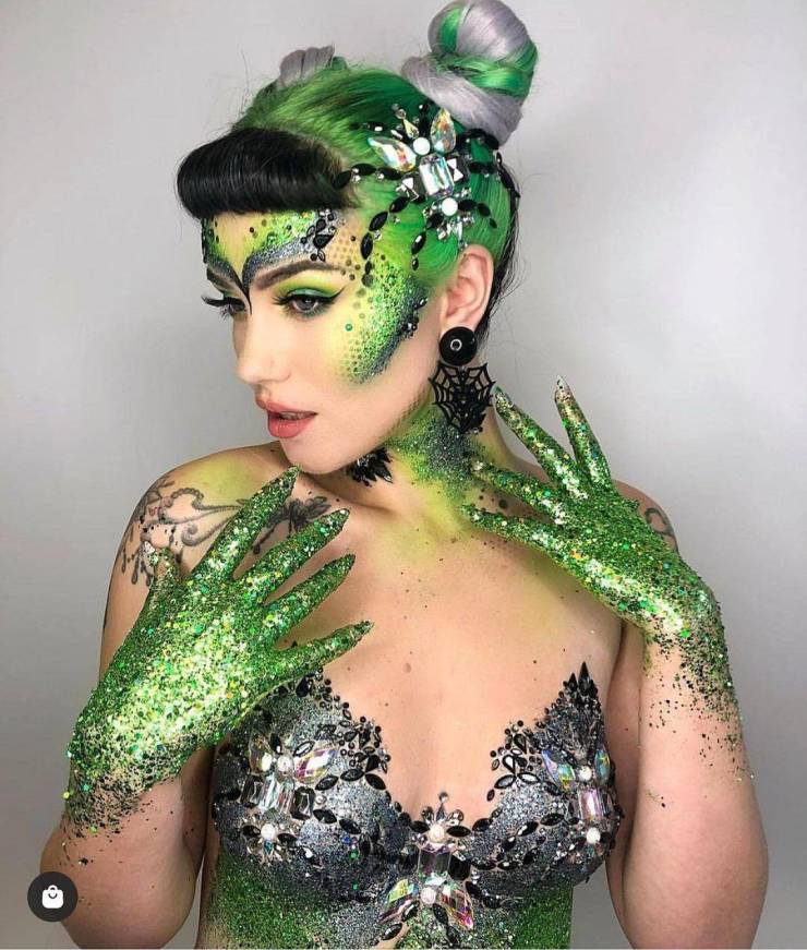 Glitter Boobs And Butts Are Still Trendy!