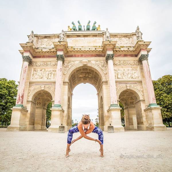 “Yoga And The City” By Alexey Wind