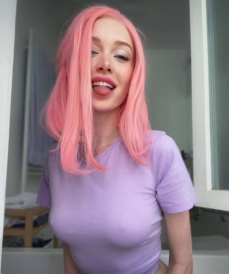 Cute Girls With Dyed Hair