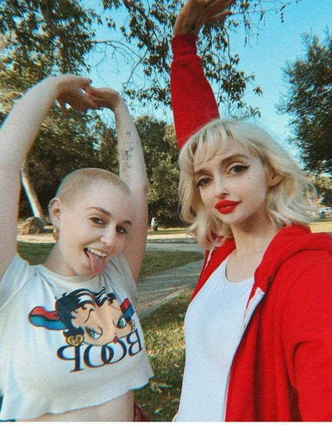 A Collection Of Borderline Insane Photoshops