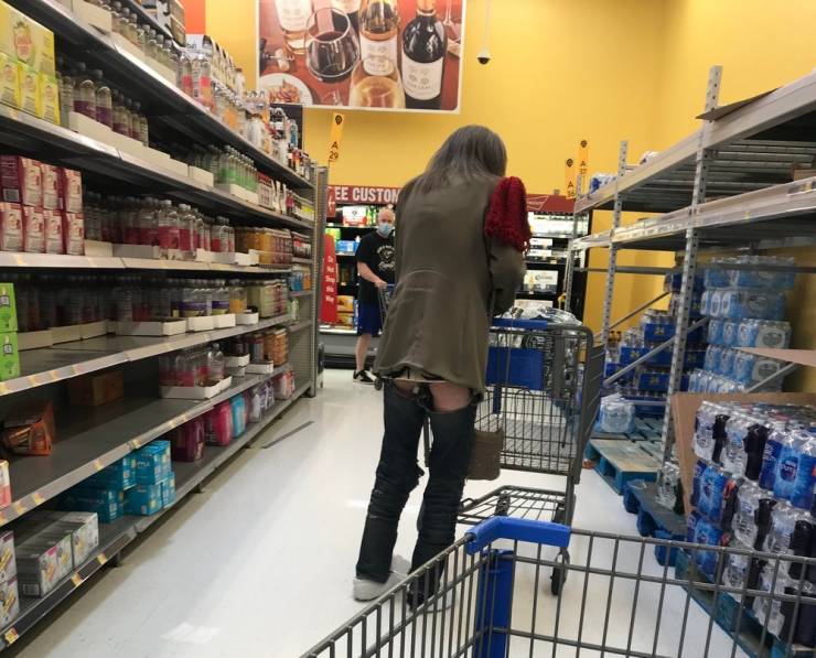 “Walmart” Is A Crazy Place…