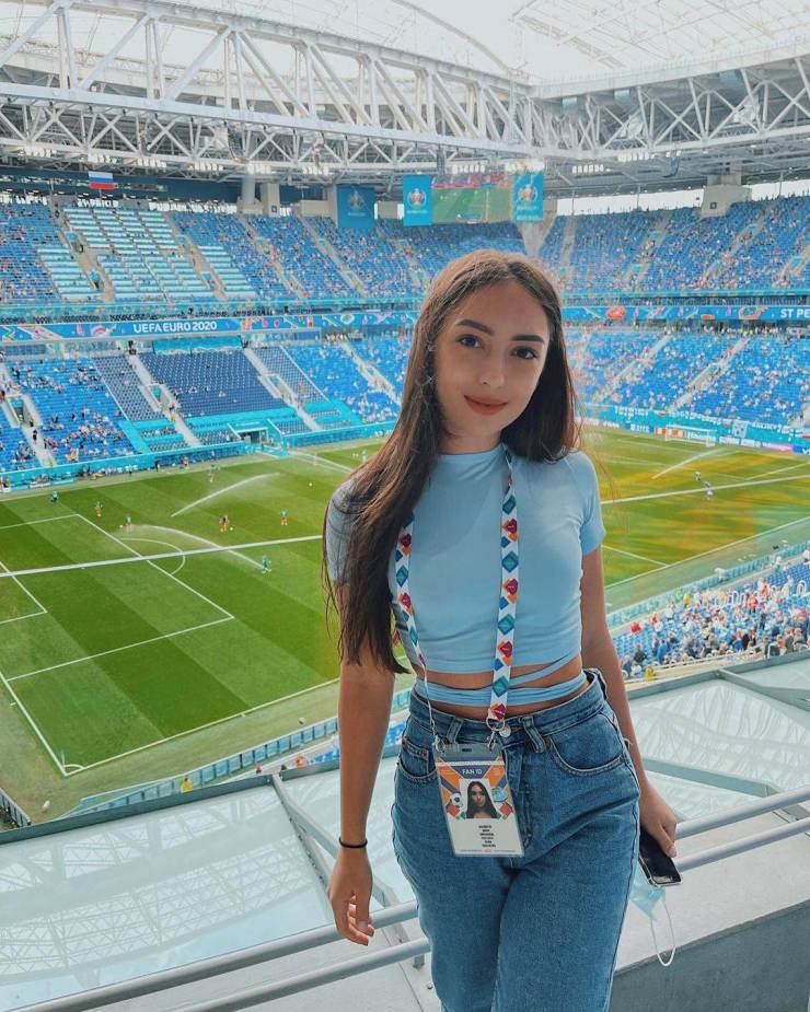 “EURO 2020” Has Some Beautiful Fans!
