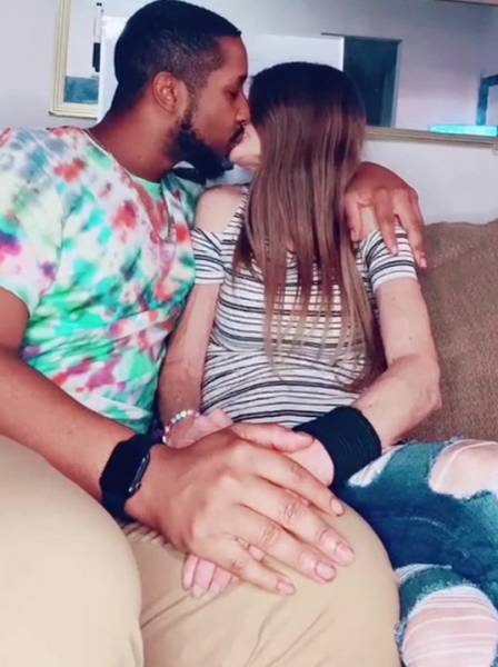 24-Year-Old Guy Proposes To His 61-Year-Old “Girlfriend”