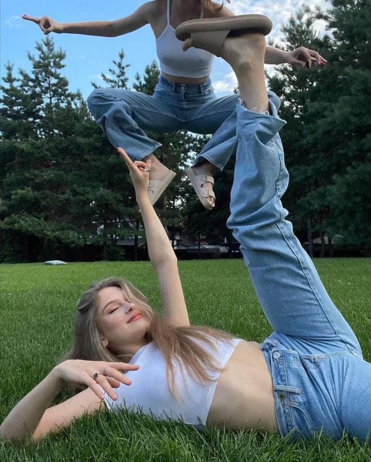 White Shirts Are So Tempting!