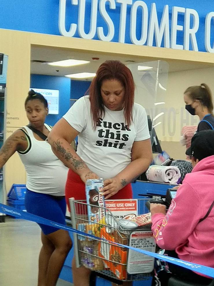 “Walmart” And Its Crazy Customers