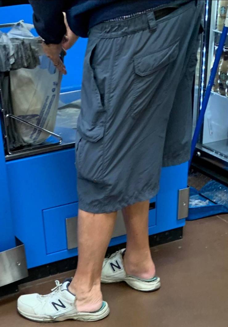 “Walmart” And Its Crazy Customers