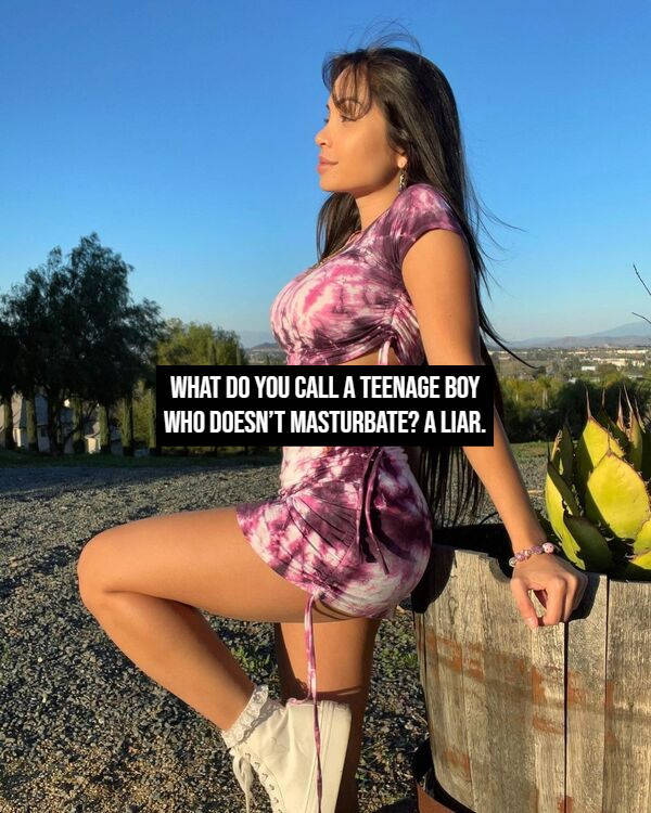 Funny Girls Are Always Here!