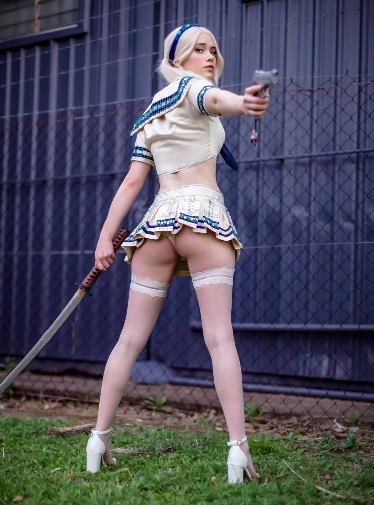 Wanna See Some Sexy Cosplay?