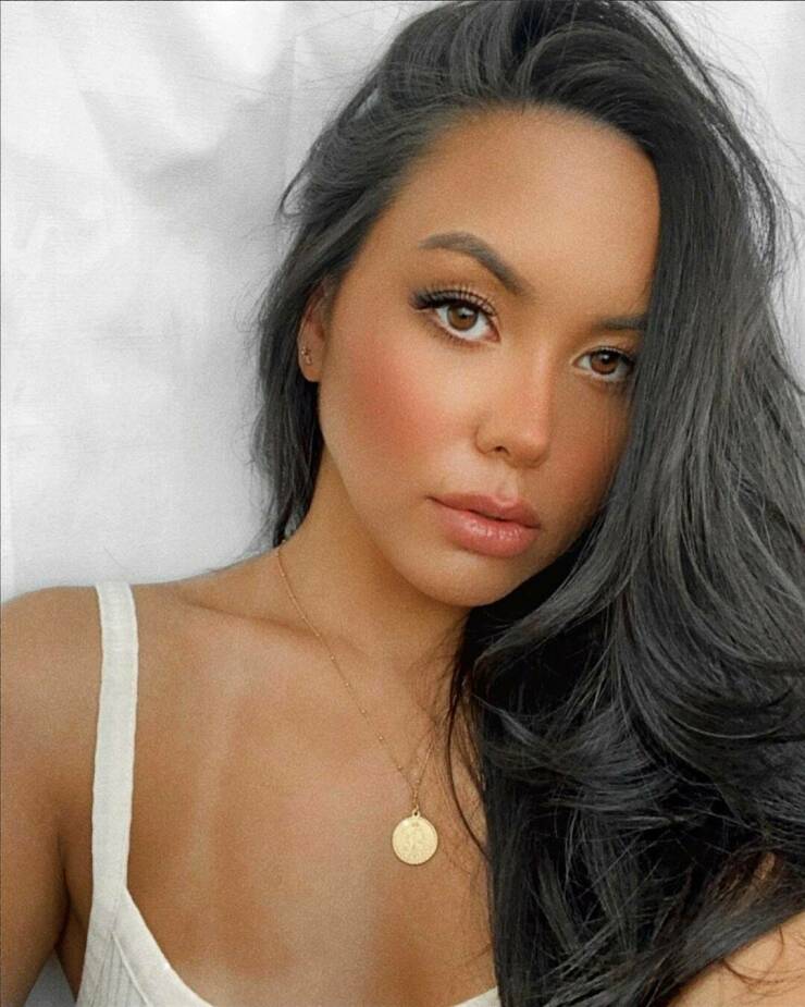 Follow The Tan Lines!