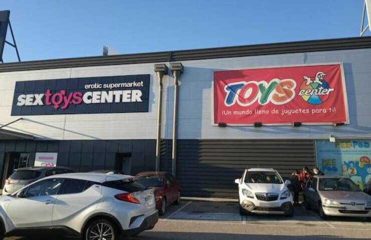 Dirty Minds Stand United!