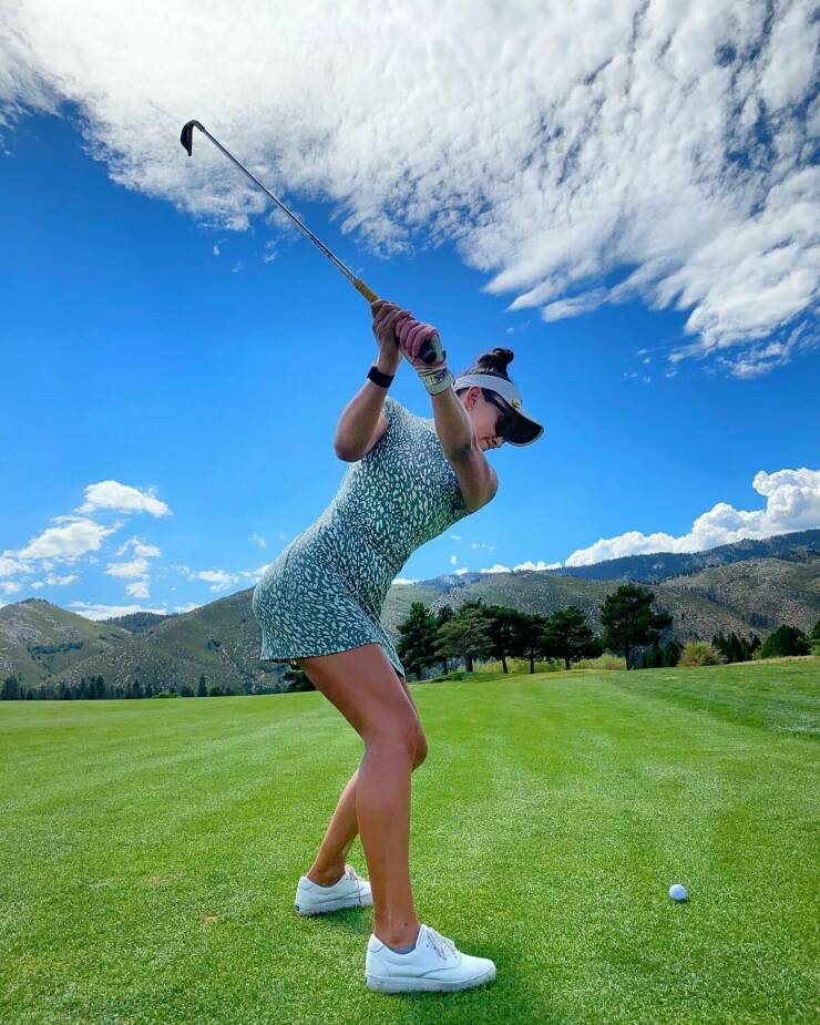 It’s Sexy Golf Time!