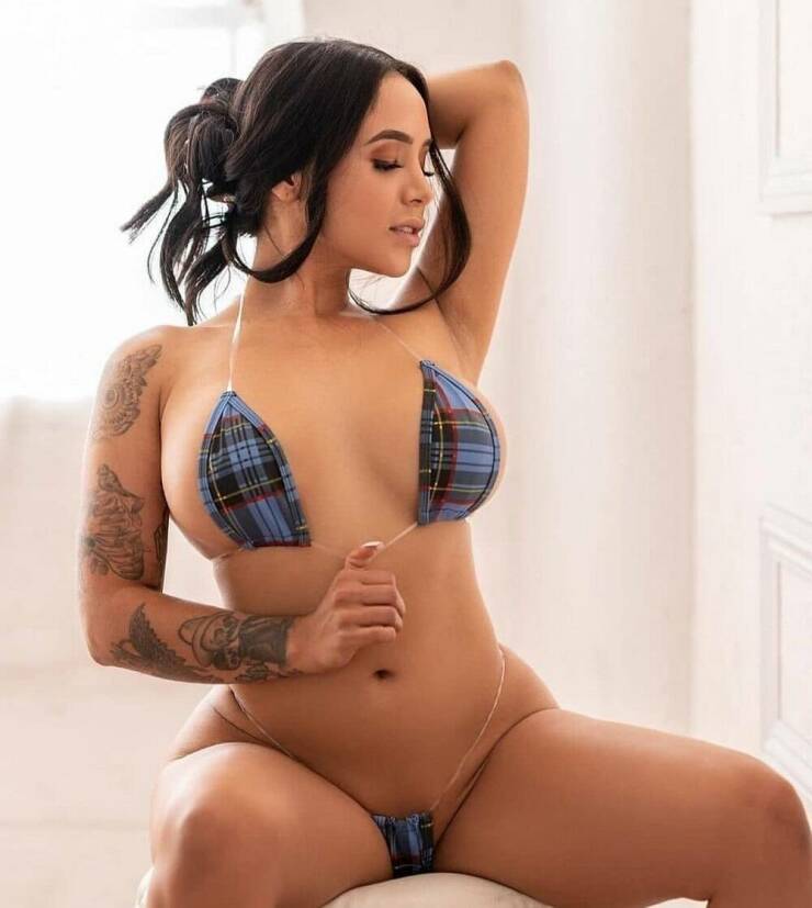 INSANE Hip:Waist Ratios!