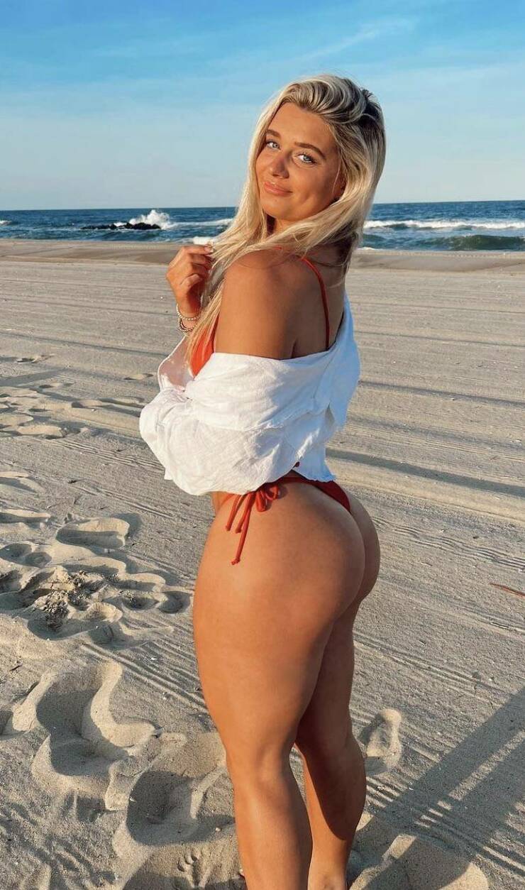 Looking For Some Juicy Booties?