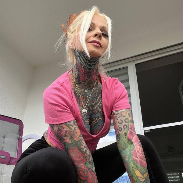 Grandma Shows Off Her $28.5 Thousand Tattoo Collection