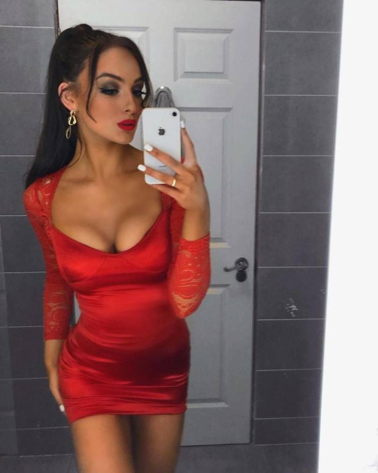 What’s That Lipstick Shade?