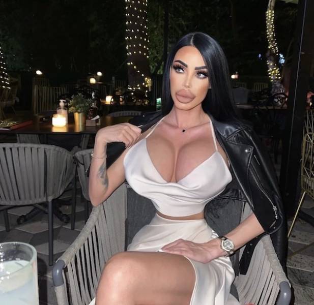 Photoshop Fails: The Most Unbelievable Edits