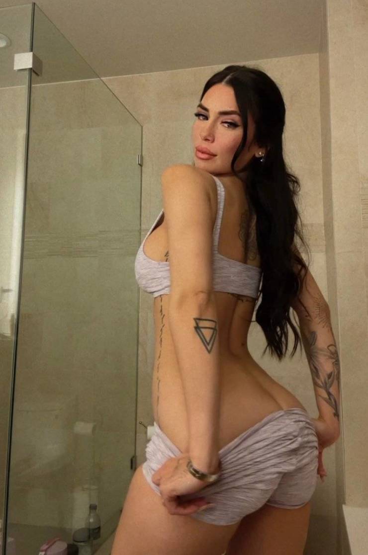 Just A Bit Of A Side Boob…