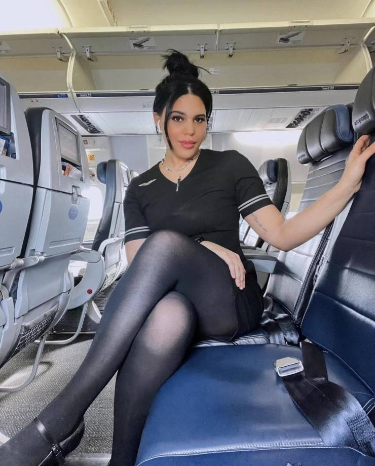 Flight Attendants Share Their Sexy Pics