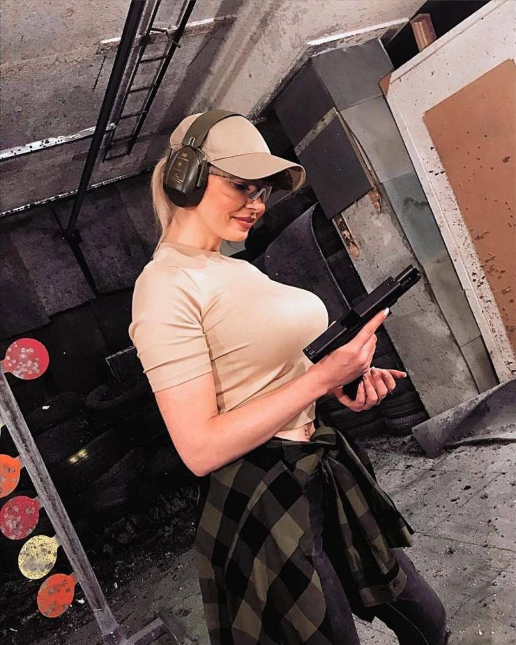 Guns And Girls: A Powerful Combination