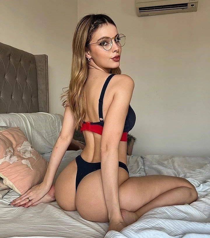 A Booty-full Collection Of Girls