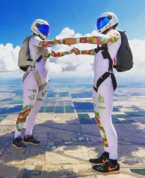 Mind-Bending Photos That Make You Do A Double Take