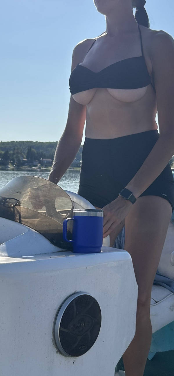 Underboobs Can’t Be Underrated!