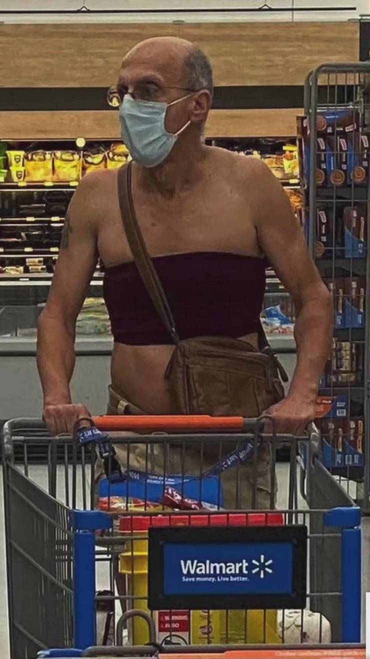 “Walmart” Customers Are Wild…