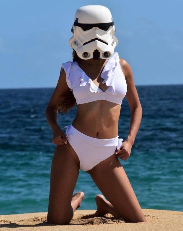 Cosplay? No, Sexy Cosplay!