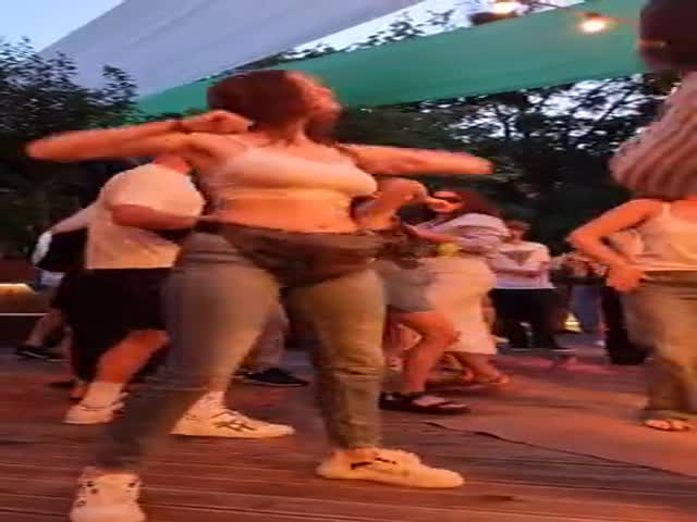 Dances With All Her Soul