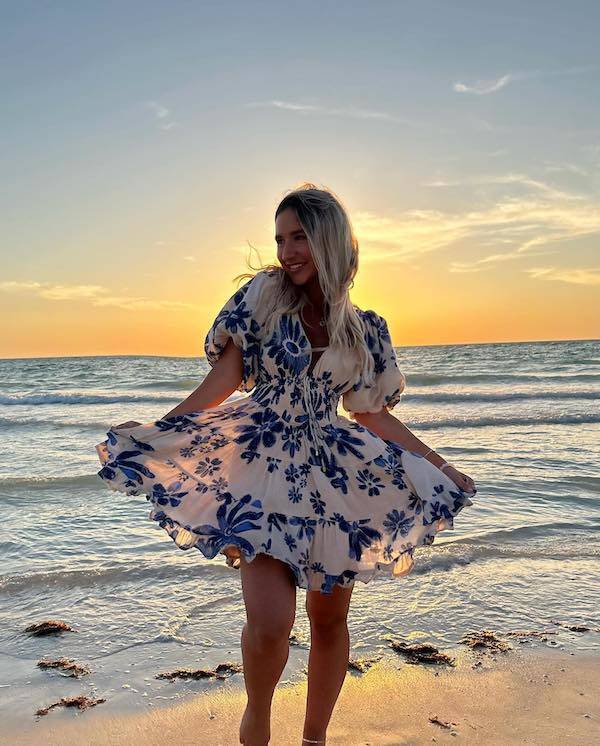 Sundresses Are Always Sexy!