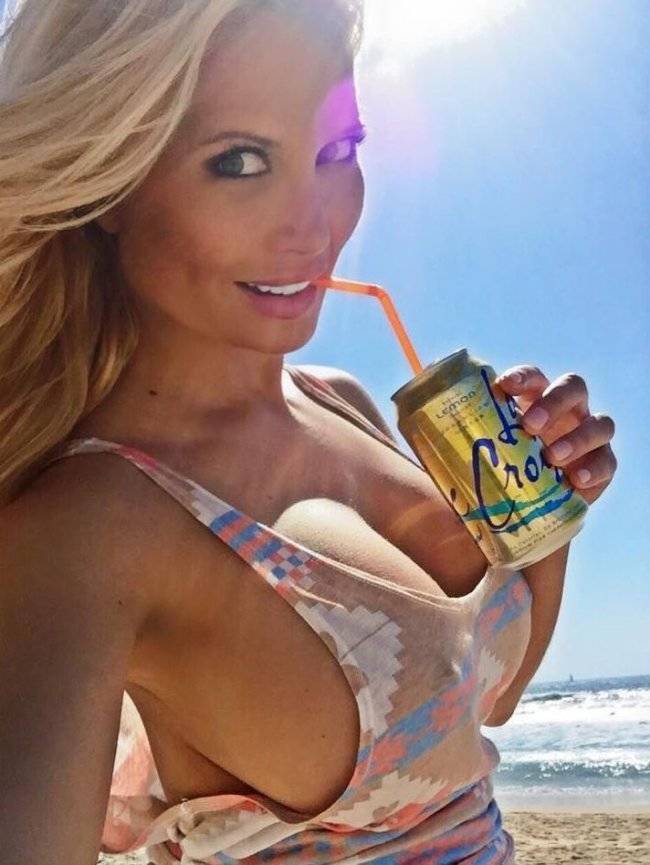 The Beauty Of Side Boobs