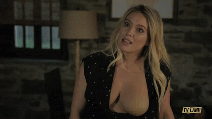 Hilary Duff Is Still Gorgeous!