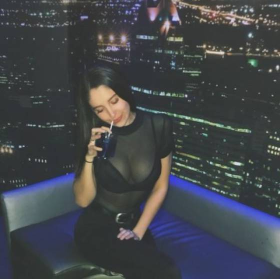 Mesh Clothing Is Simply Mesmerizing