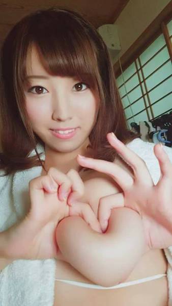 China Will Never Stop The Heart-Boob Challenge!