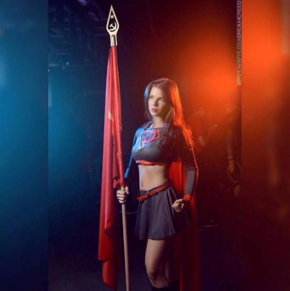 This Russian Cosplay Girl Knows How To Do It