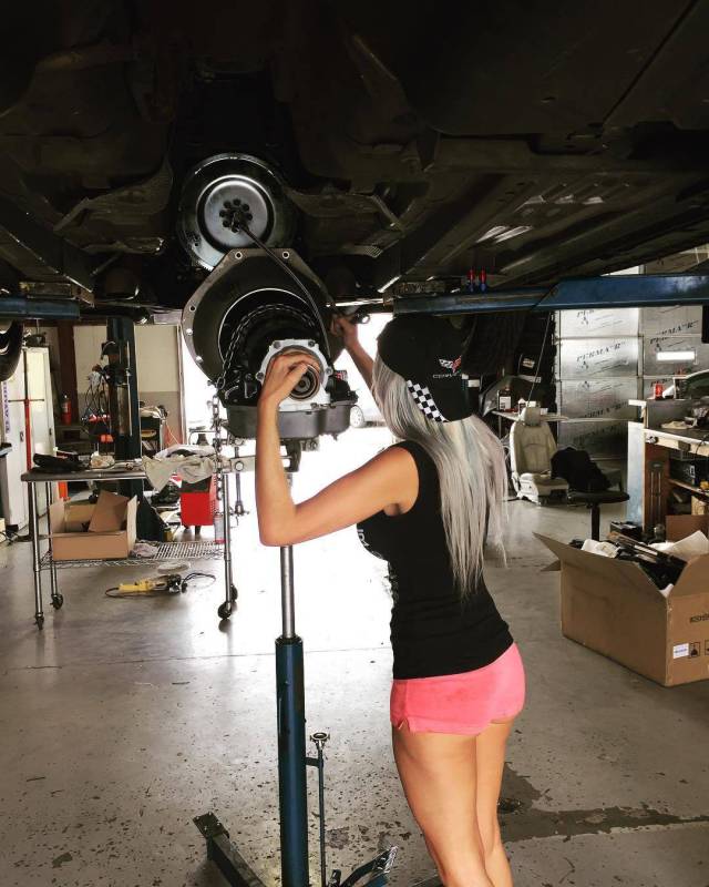 Malorie Woods Is That Exact Girl With Tires