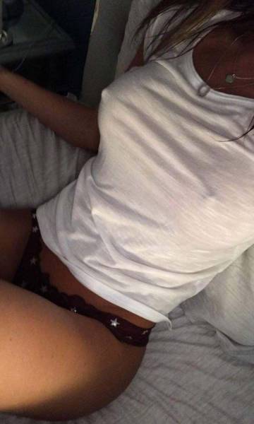 Discard Your Bra And Let ‘Em Out!