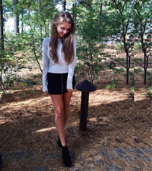 Short Skirts Go Best With Beautiful Legs