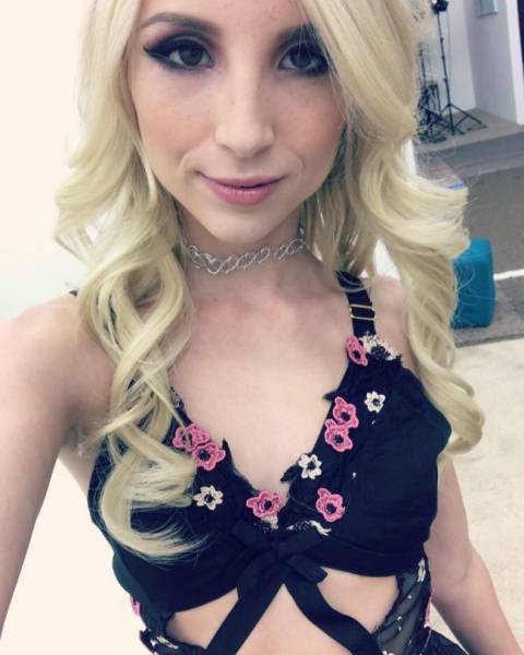 Snapchat Accounts You Definitely Have To Check Right Now