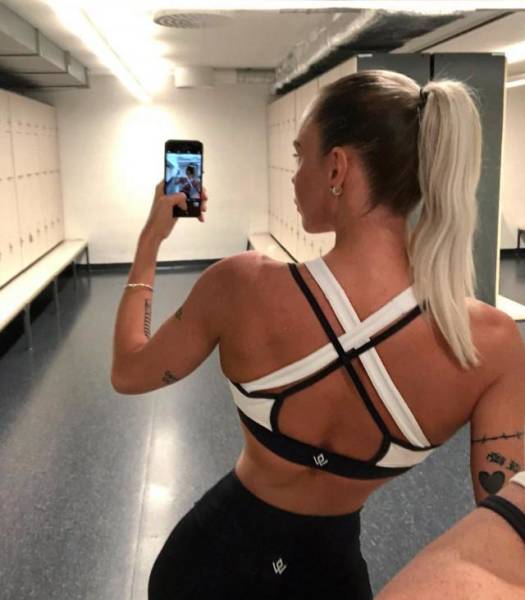 This Swedish Model’s Incredibly Long Legs Drive Men Crazy