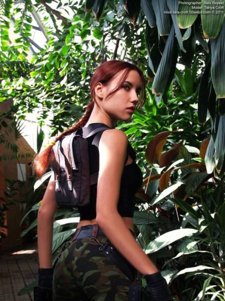 Lara Croft Cosplays Are Especially Sexy