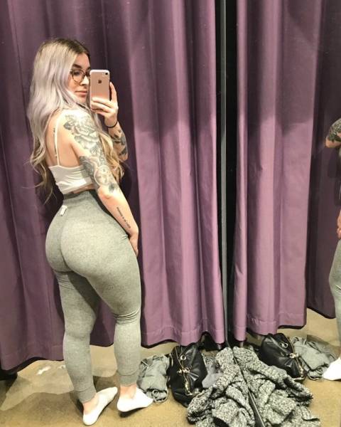 Girls That Never Skip Leg Day