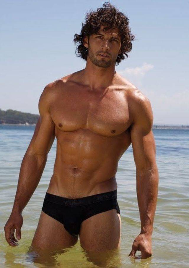 More Hot Guys For Our Lovely Ladies!