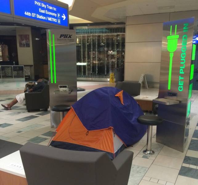 People Who Refuse To Live In The Current Year